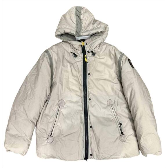 NEW PARAJUMPERS men's cook hooded puffer jacket in off-white